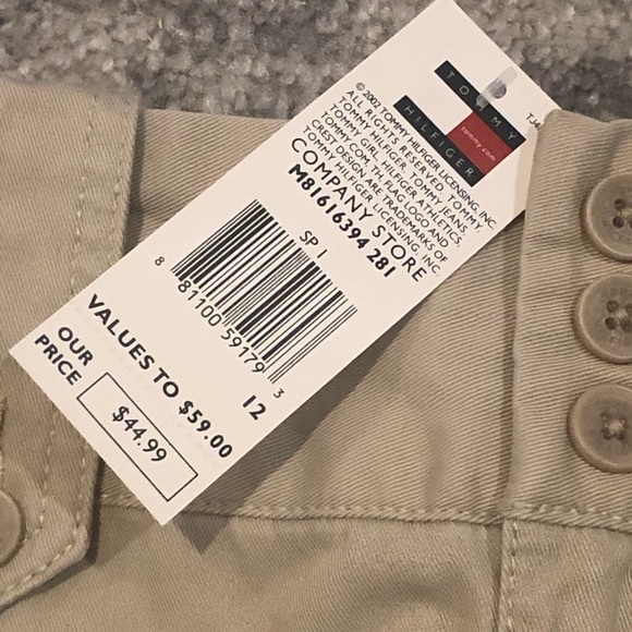 Tommy Hilfigler Skirt - Picture 4 of 4